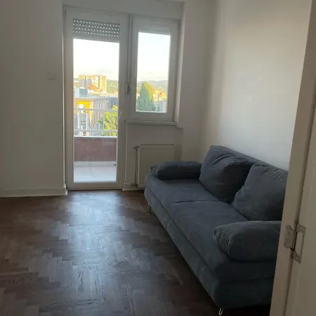 Santic Apartman